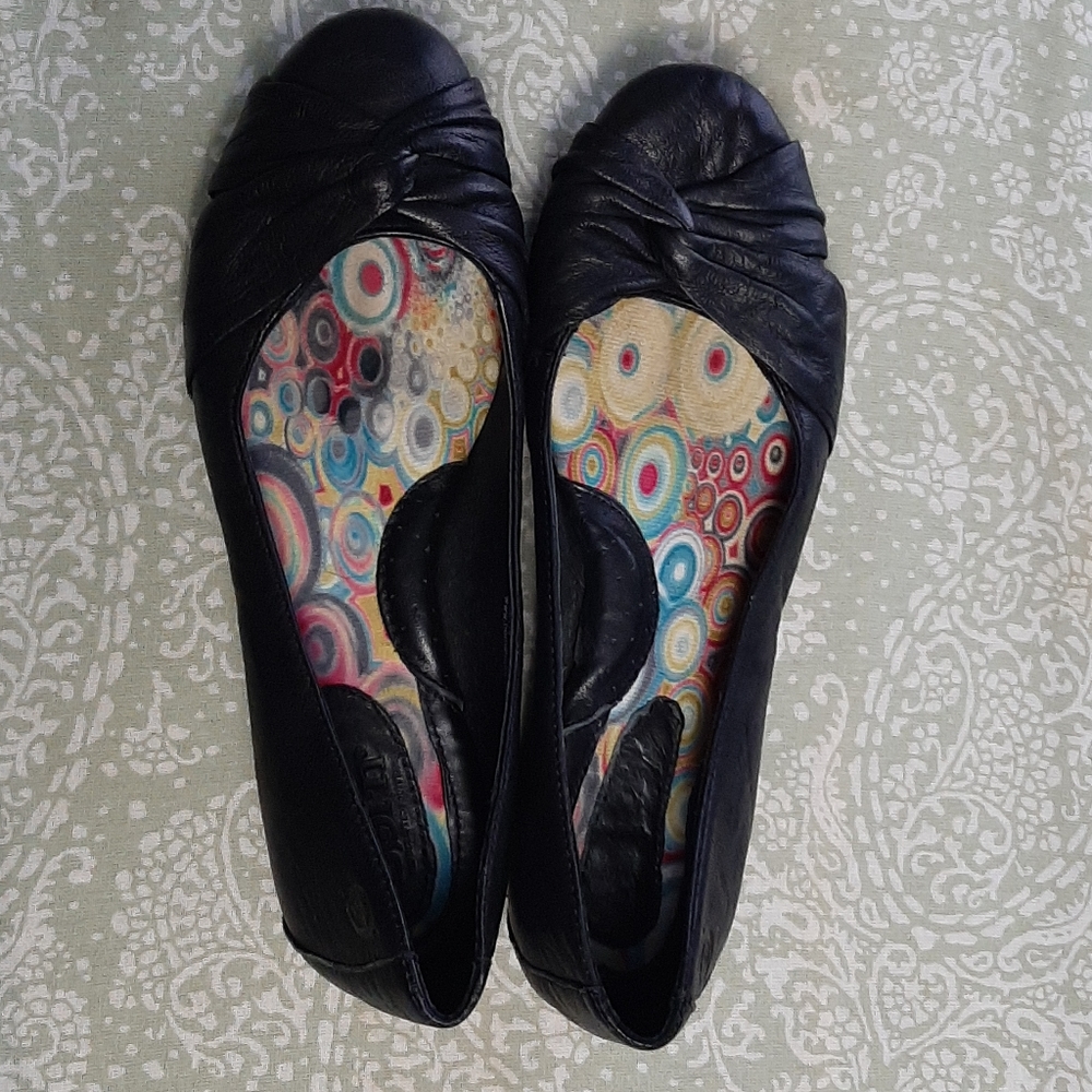 Black flats